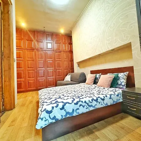 Apartamento Ultra Central / 10 Ppl *