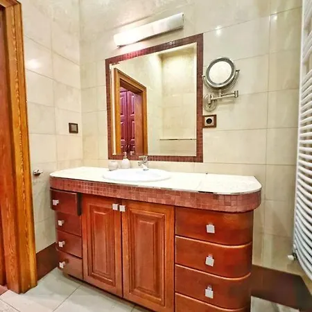 Ultra Central / 10 Ppl Apartman *