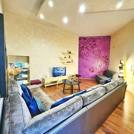 Ultra Central / 10 Ppl Apartman *